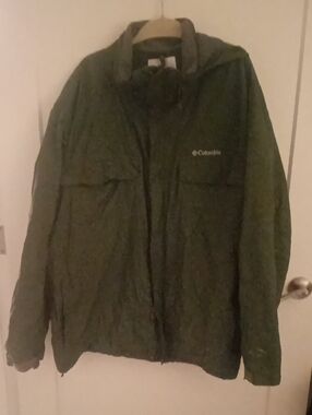 COLUMBIA Olive Green Men's Outdoor Jacket